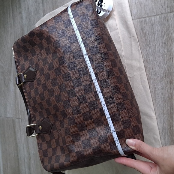 Authentic Louis Vuitton Speedy 30 - Picture 5 of 16